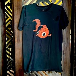 Medium Black Mens tee, Threadless "Goldfish" design, like new